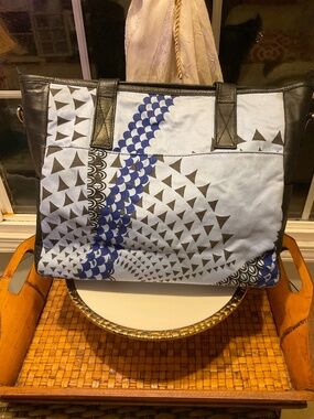 Lovely Kamohoalii Blue Hawaiian Tribal Print Bag